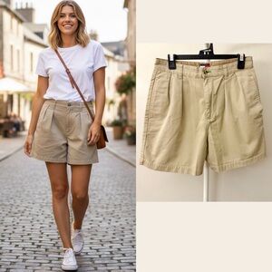 Vintage Tommy Hilfiger High Rise Casual Beige Athleisure Relaxed Fit Shorts.